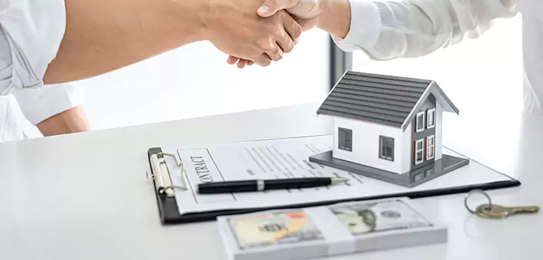 Why Choose Grosse Pointe Home Buyers to Buy Your Home Off Market On Cash in Grosse Pointe, MI?