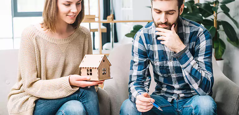 Sell Your Center Line House Privately to a Local, Trusted Cash Buyer